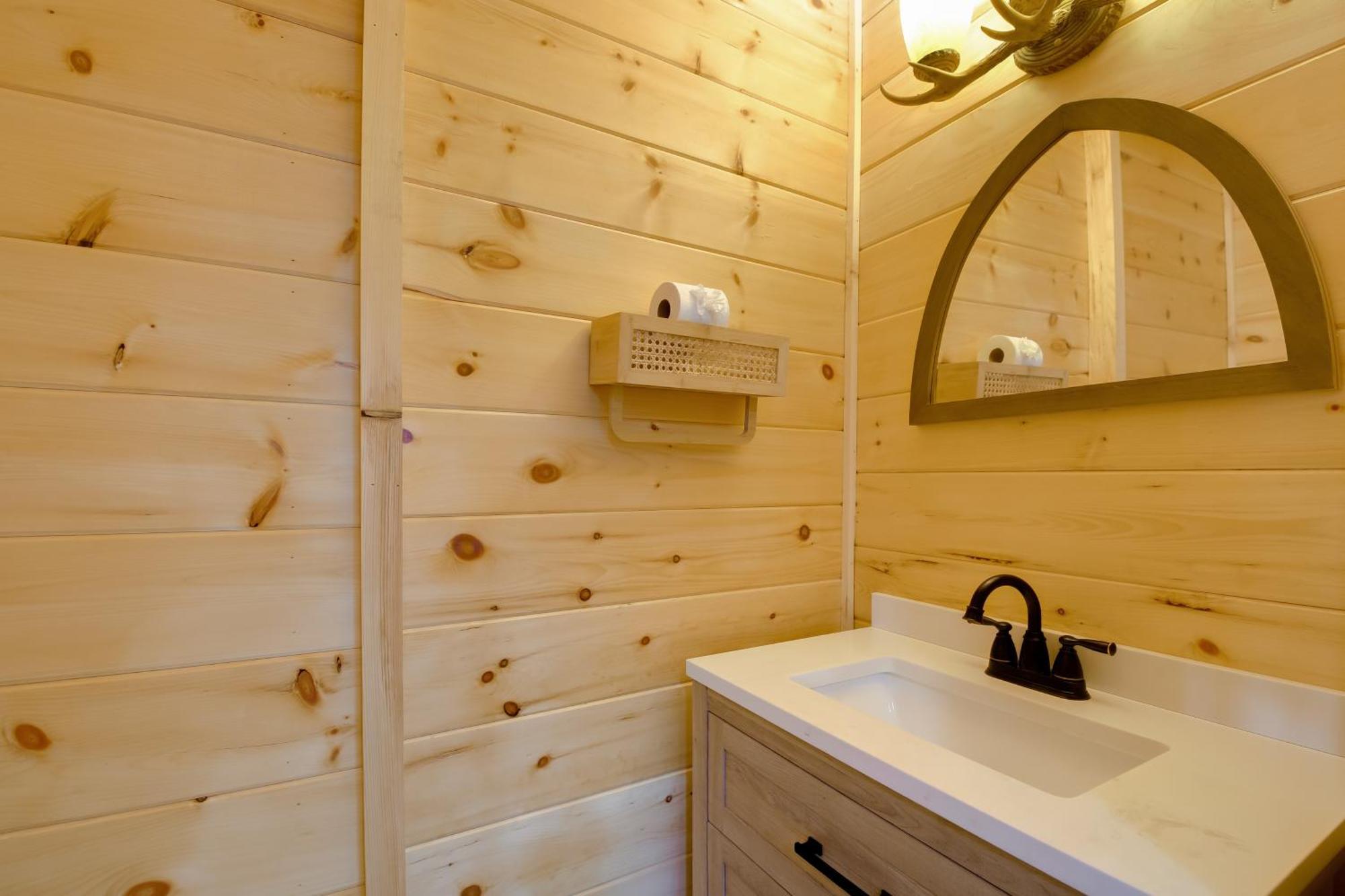 Gatlinburg Cabin With Game Room, Hot Tub And Mtn Views Eksteriør bilde