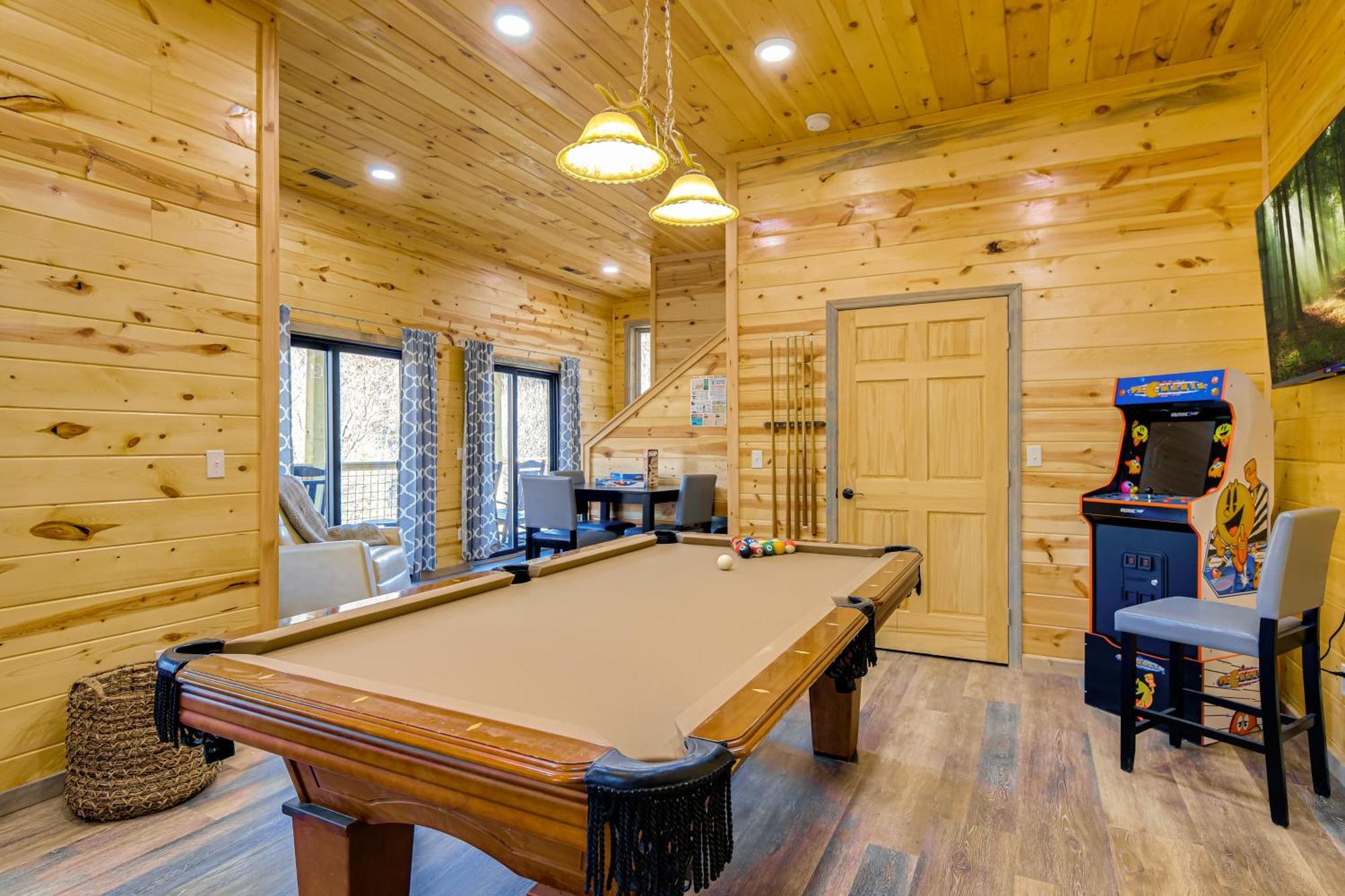 Gatlinburg Cabin With Game Room, Hot Tub And Mtn Views Eksteriør bilde