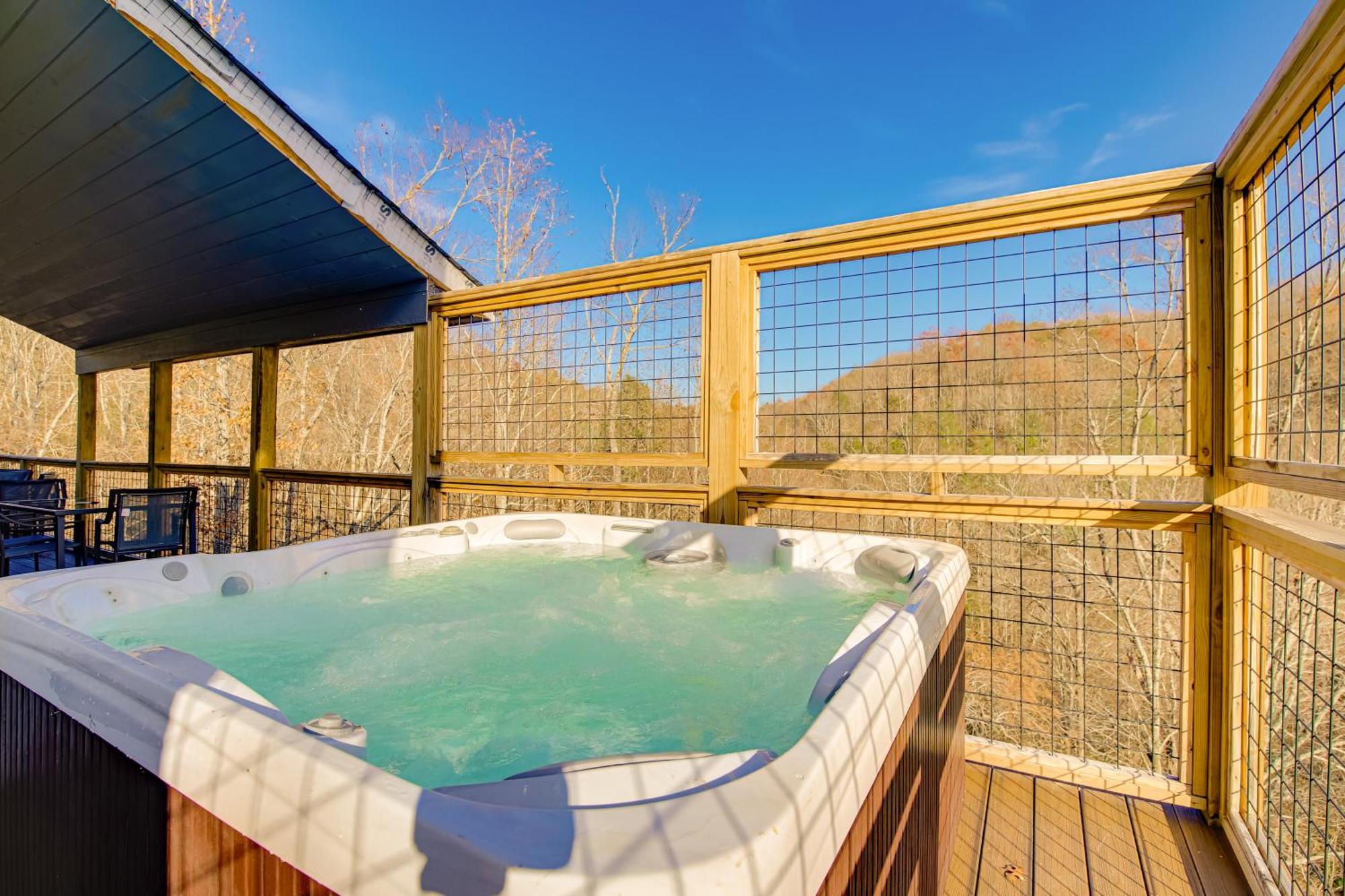 Gatlinburg Cabin With Game Room, Hot Tub And Mtn Views Eksteriør bilde