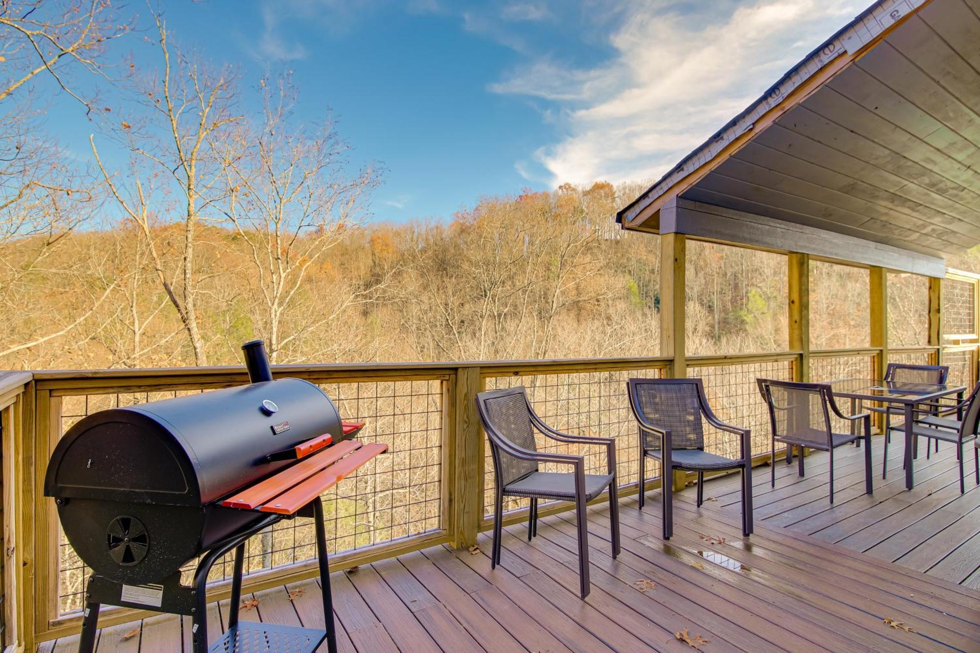 Gatlinburg Cabin With Game Room, Hot Tub And Mtn Views Eksteriør bilde