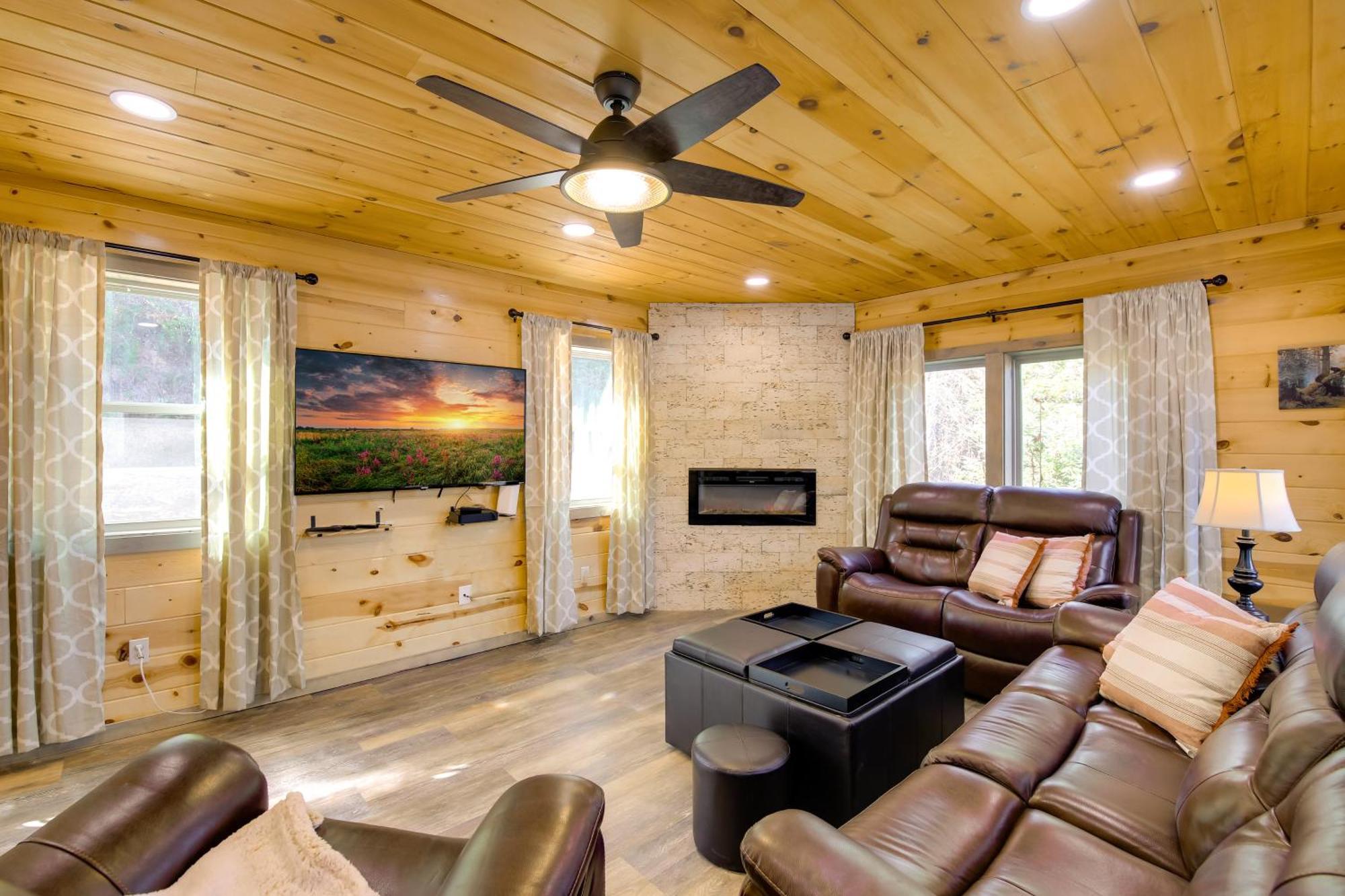 Gatlinburg Cabin With Game Room, Hot Tub And Mtn Views Eksteriør bilde
